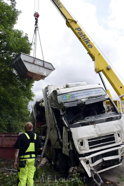 Schwerer VU A 3 Rich Oberhausen Hoehe AK Leverkusen P801.JPG - Miklos Laubert